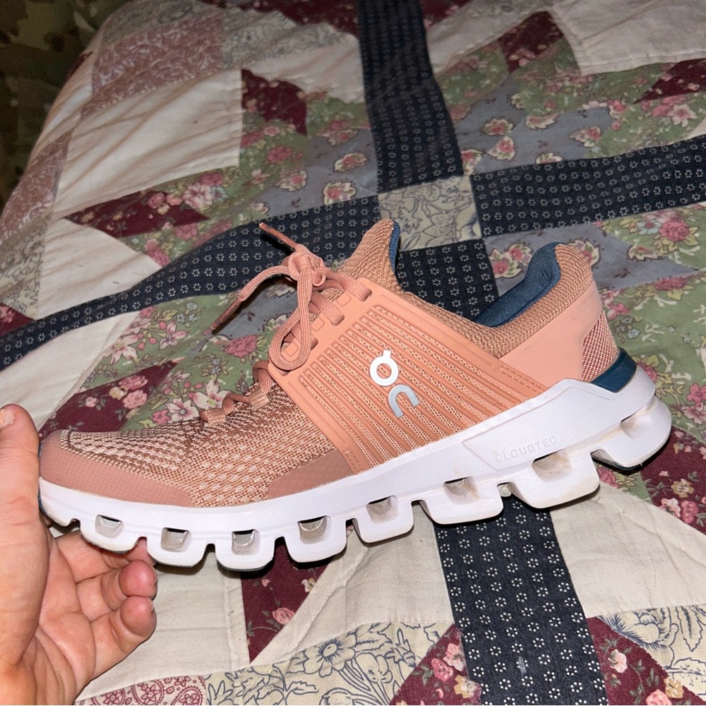 On Cloud Cloudtech size 6